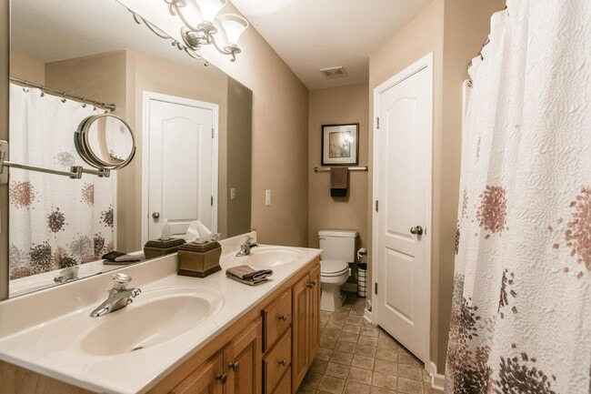 Building Photo - 953 Pebble Beach Cir
