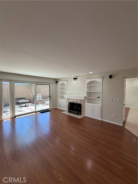 Building Photo - 901 Hyde Ct