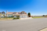 Building Photo - 1140 Regal Canyon Dr