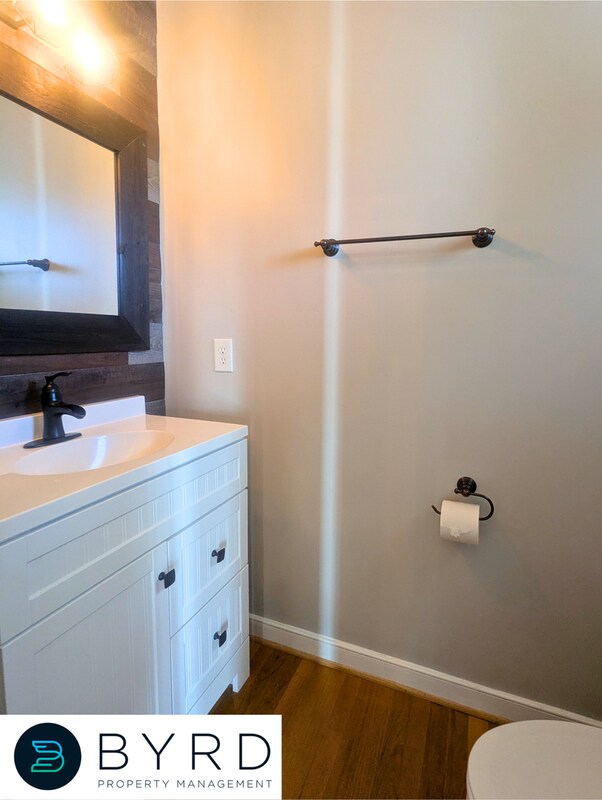 Building Photo - 7757 Hampton Green Dr