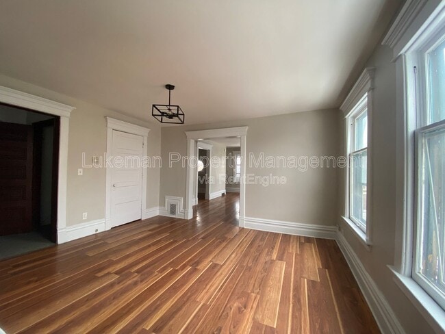 Building Photo - 743 Academy St