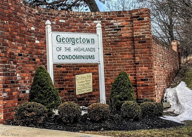 Building Photo - 25 Trenton Square