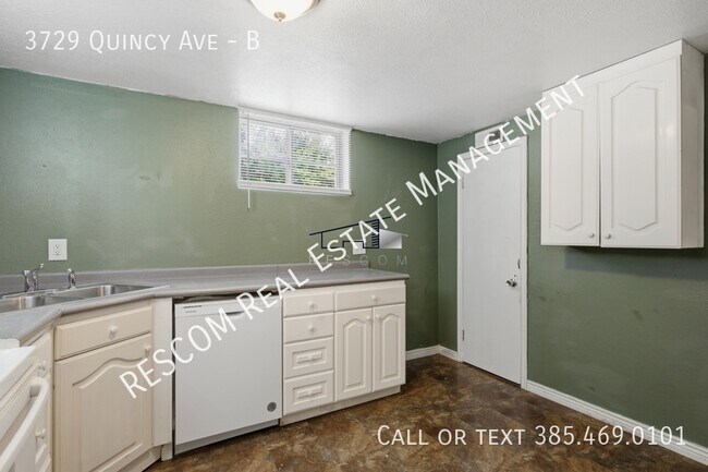 Building Photo - 3729 Quincy Ave