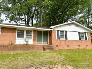 Building Photo - 4105 Abbeydale Dr
