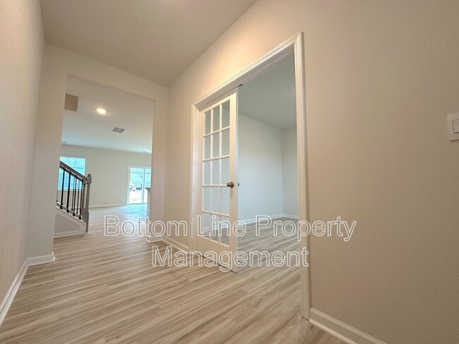 Building Photo - 509 Jacobus Ln