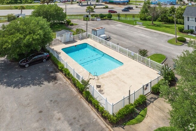 Building Photo - COASTAL VILLA APARTMENTS