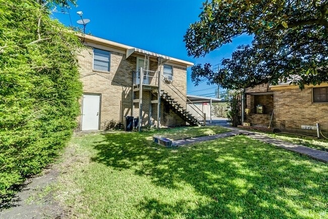 Building Photo - Homes For Rent In TX: Galena Park 77547 – Holland 3BR