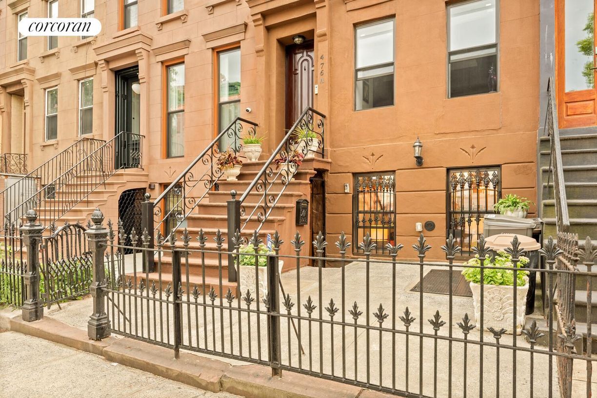 Building Photo - 476A Jefferson Ave
