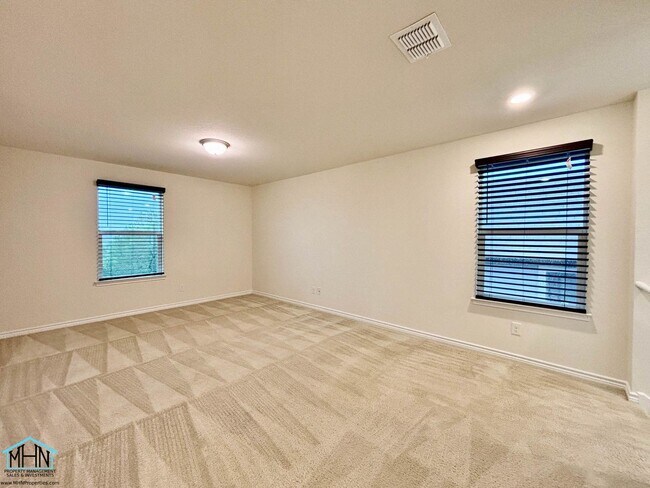 Building Photo - Welcome and Discover this thoughtfully des...