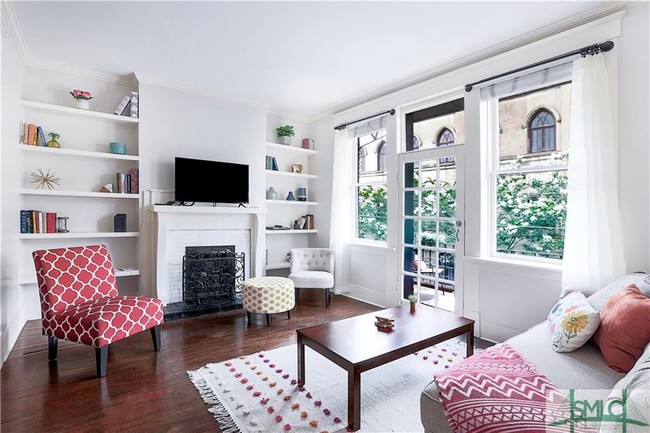 Building Photo - 339 Whitaker St