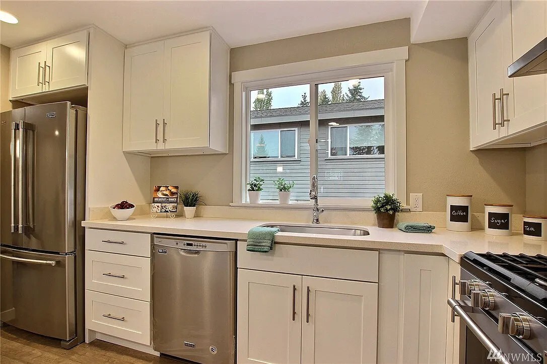 Building Photo - 1415 175th Pl NE