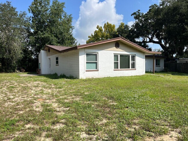 Building Photo - 900 US-1
