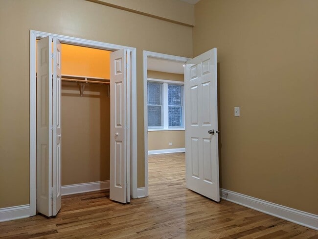 Building Photo - 712 S Aberdeen St