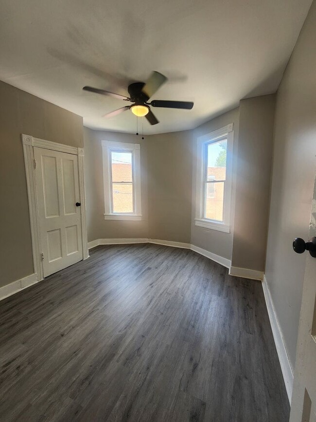 Building Photo - Spacious 3 Bedroom Home  In West Baltimore