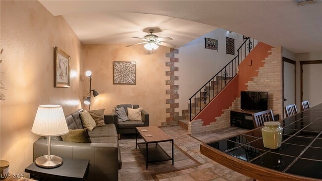 Building Photo - 1844 Mimosa Ct