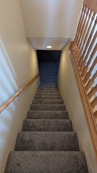 Stairs - 3615 29th Ave