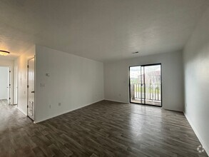 Building Photo - 711 Brett Cir