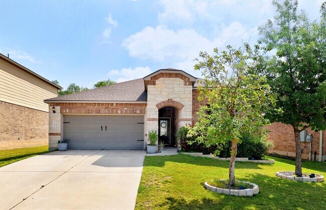 Building Photo - 744 Hoot Owl Ln S