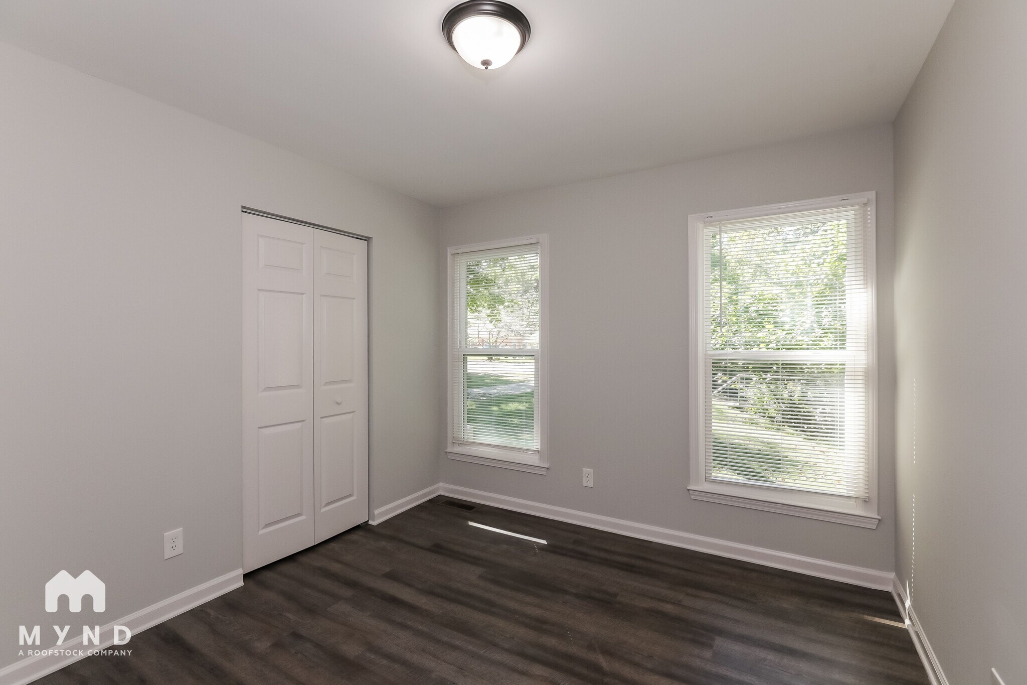 Building Photo - 4726 Dawnwood Dr