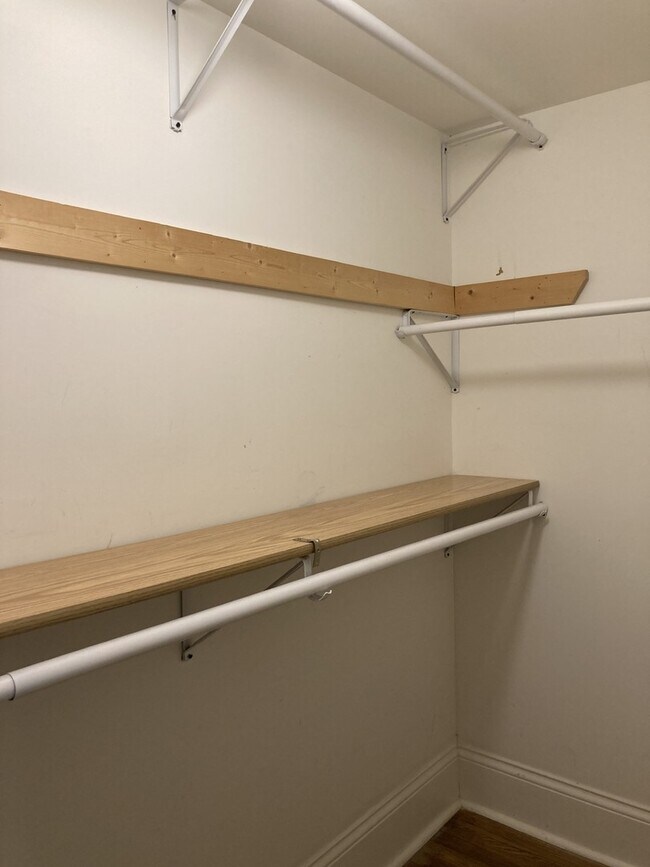 Building Photo - 619 Washington Blvd