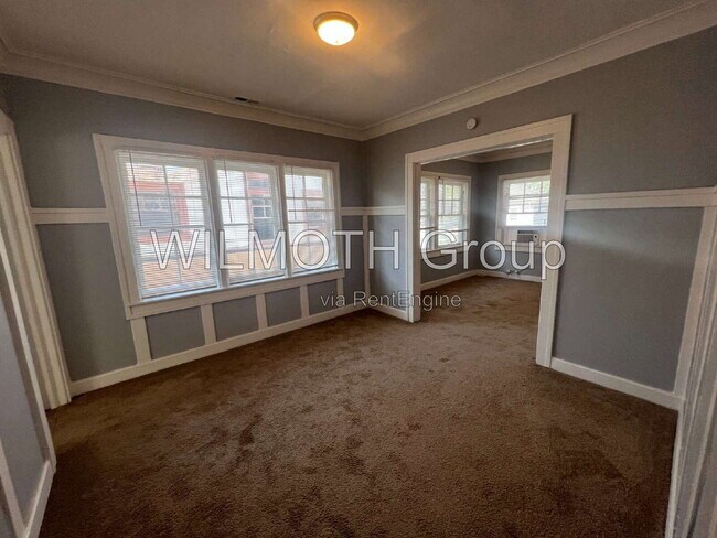 Building Photo - 3763 Broadway St