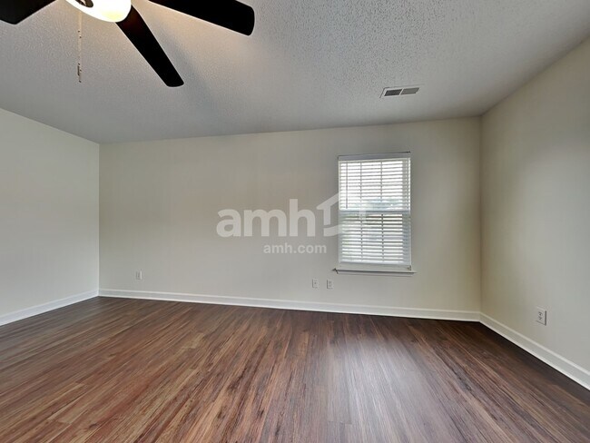 Building Photo - 14012 Sobeck Ln