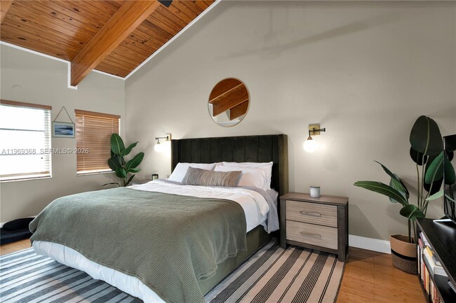 Building Photo - 18900 Belview Dr