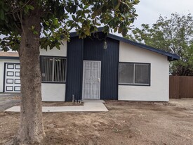 Building Photo - 2120 San Bernardo Ave