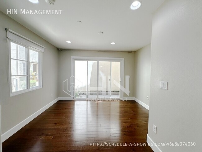 Building Photo - 488 Trident Maple Terrace