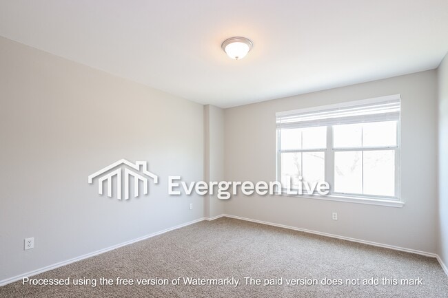 Building Photo - 310 Rustic Stable