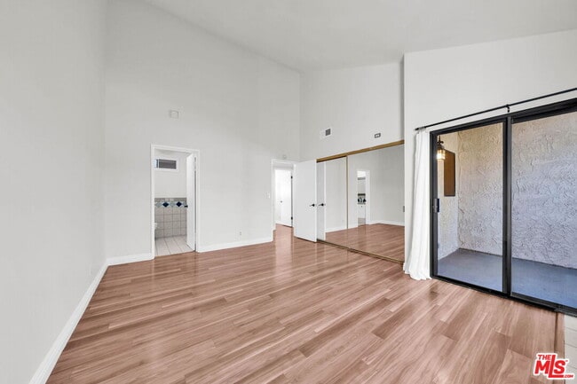 Building Photo - 2333 241st St