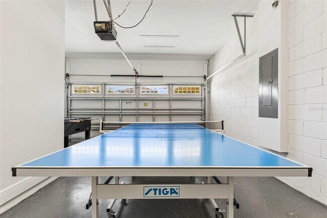 Building Photo - 389 Southfield St