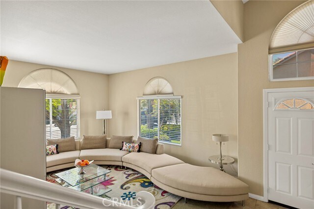 Building Photo - 1521 Fairway Oaks Ave