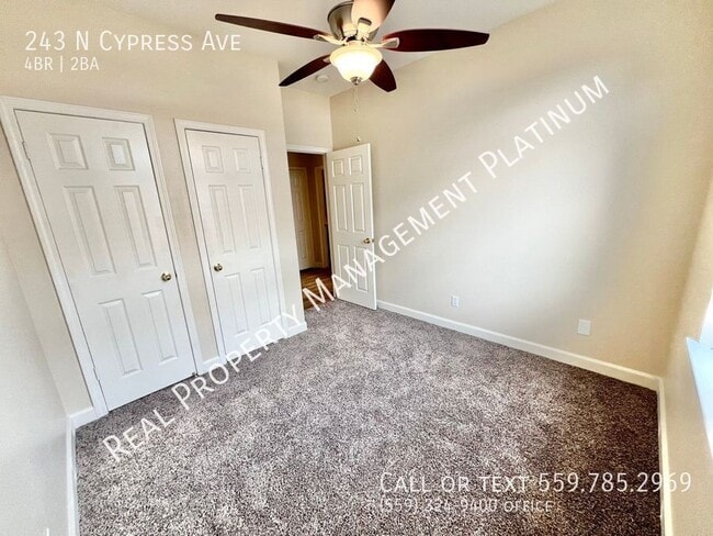 Building Photo - 243 N Cypress Ave