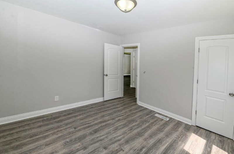 Building Photo - 791 Symmes Rd