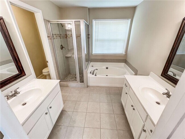 Building Photo - 1598 Brentwood Dr