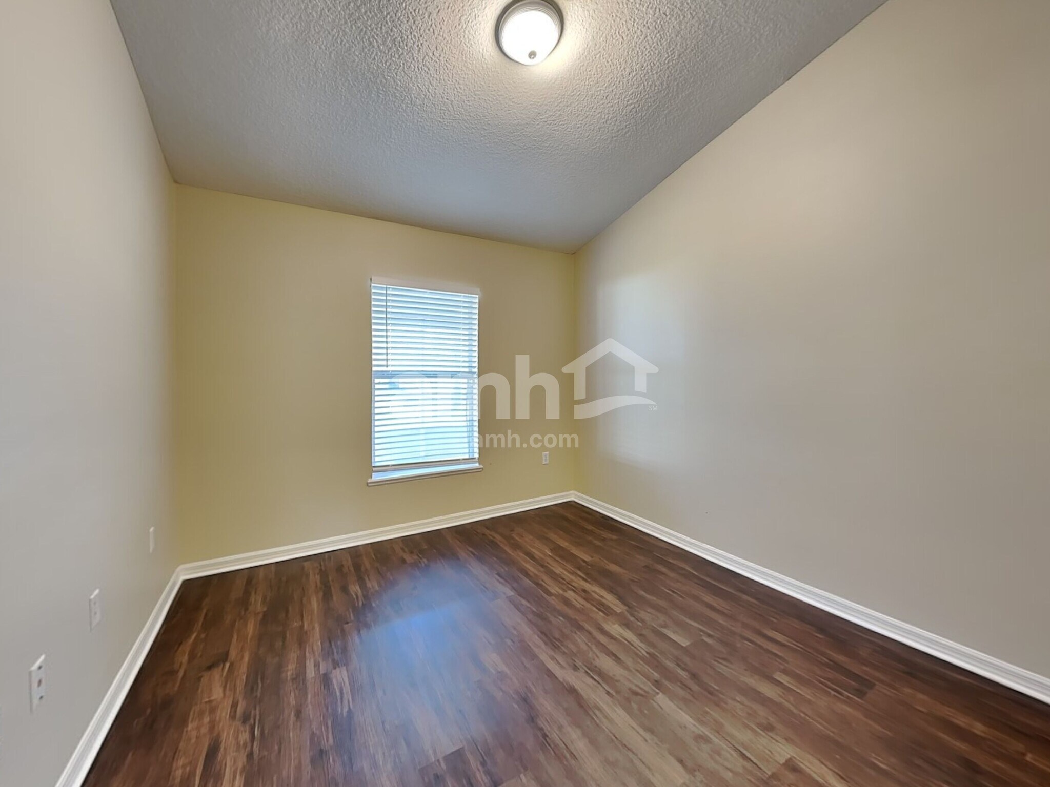 Building Photo - 11971 Cherry Creek Rd