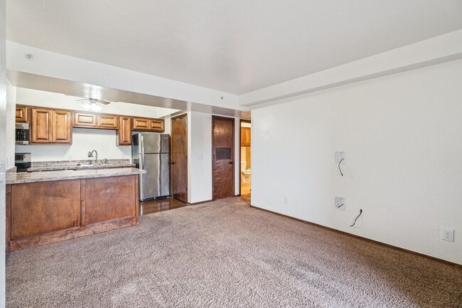 Building Photo - 14415 N Pennsylvania Ave