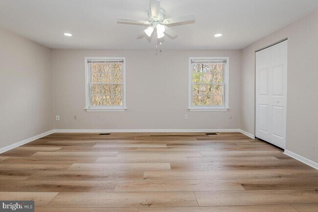 Building Photo - 1116 Soho Ct