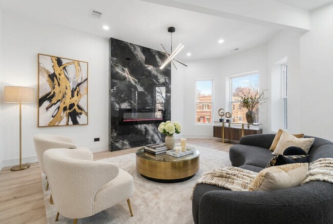 Building Photo - 6430 S Eberhart Ave