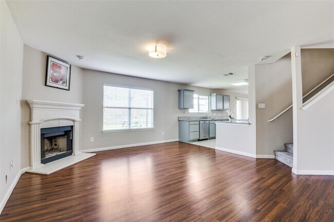 Building Photo - 2017 Laughlin Rd