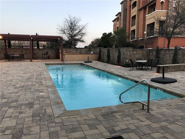 Building Photo - 555 Via Amalfi