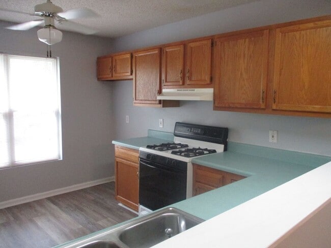Building Photo - Cute one level house in High Point-