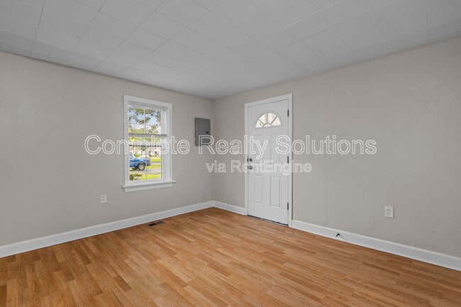 Building Photo - 2726 Osgood Ave