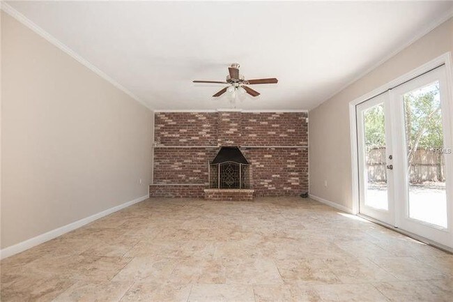 Building Photo - 5516 Sedgefield St