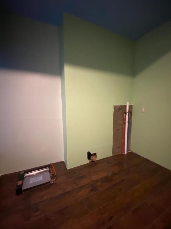 Building Photo - 2 East St