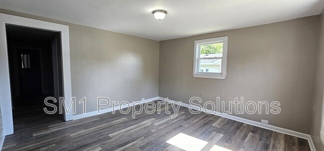 Building Photo - 534 Cranbrook St