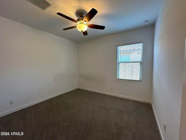 Building Photo - 14634 W Charter Oak Rd