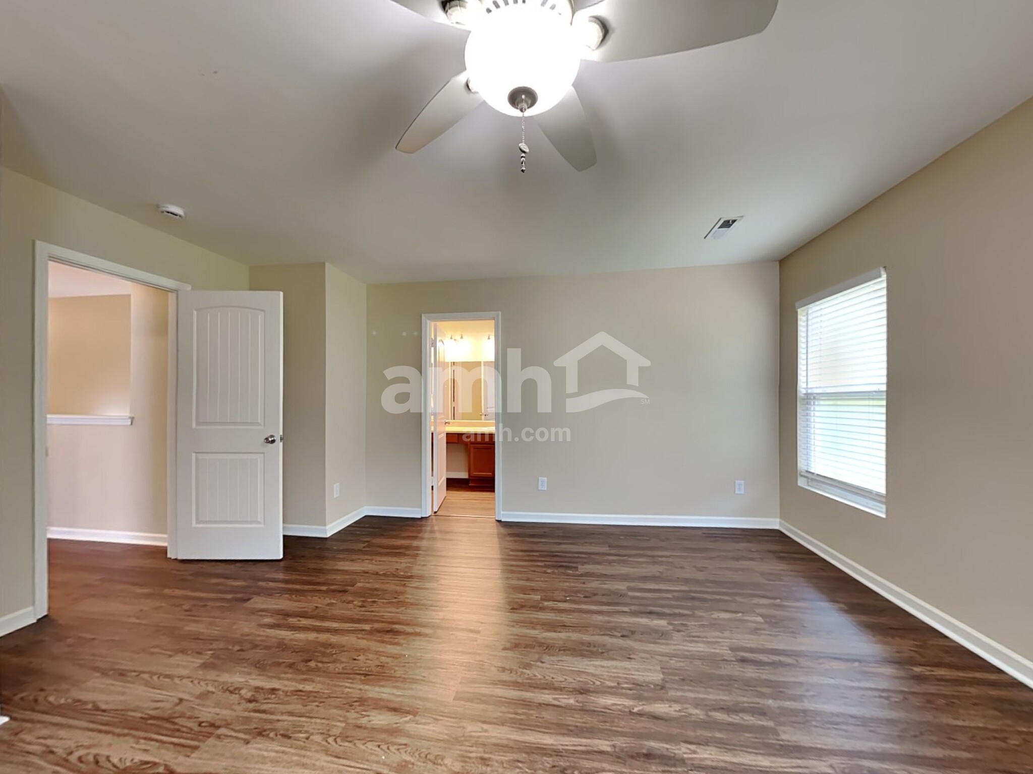 Building Photo - 8817 Kellum Dr
