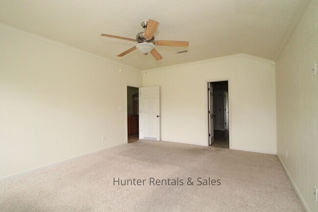 Building Photo - 5703 Bald Ridge Ct
